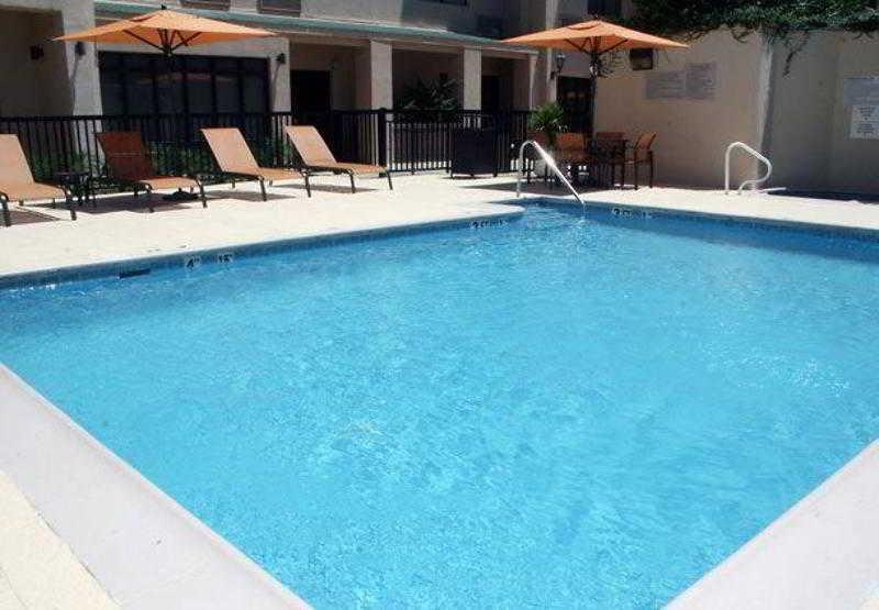 Courtyard Laredo Hotel Facilities photo